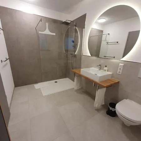 Mv Roemervilla, Lofts & Penthouses Mit Traumhaftem Moselpanoramablick Und Sauna * Treis-Karden