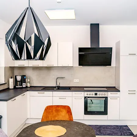 Mv Roemervilla, Lofts & Penthouses Mit Traumhaftem Moselpanoramablick Und Sauna 아파트 트라이스카르덴