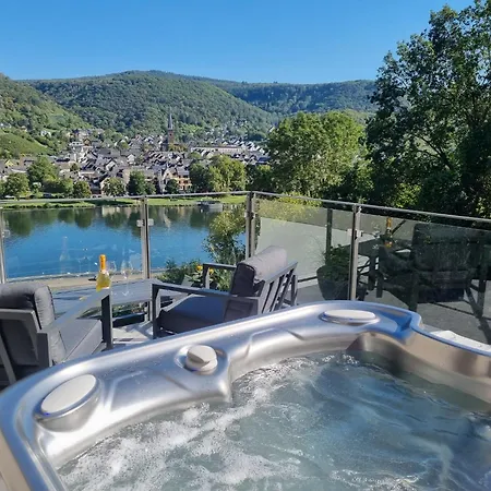 Mv Roemervilla, Lofts & Penthouses Mit Traumhaftem Moselpanoramablick Und Sauna *