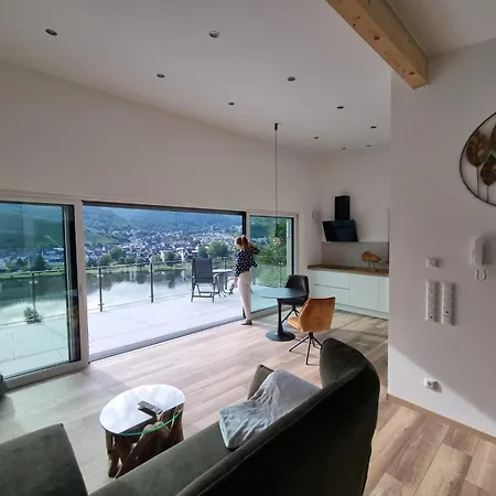 Mv Roemervilla, Lofts & Penthouses Mit Traumhaftem Moselpanoramablick Und Sauna Lejlighed Treis-Karden