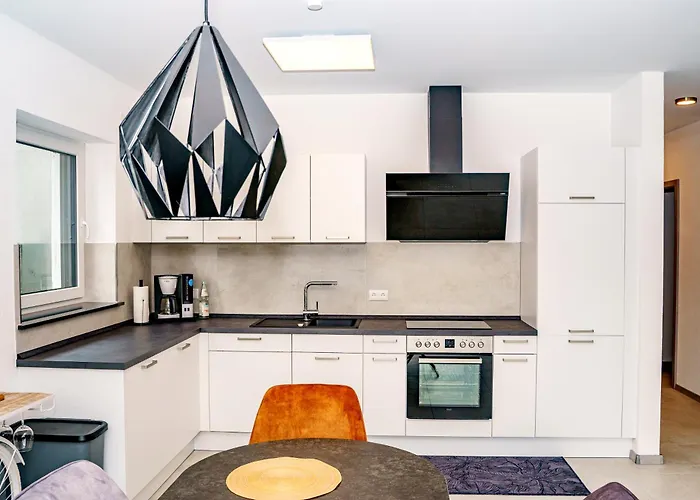 Mv Roemervilla, Lofts & Penthouses Mit Traumhaftem Moselpanoramablick Und Sauna アパート トライス・カーデン